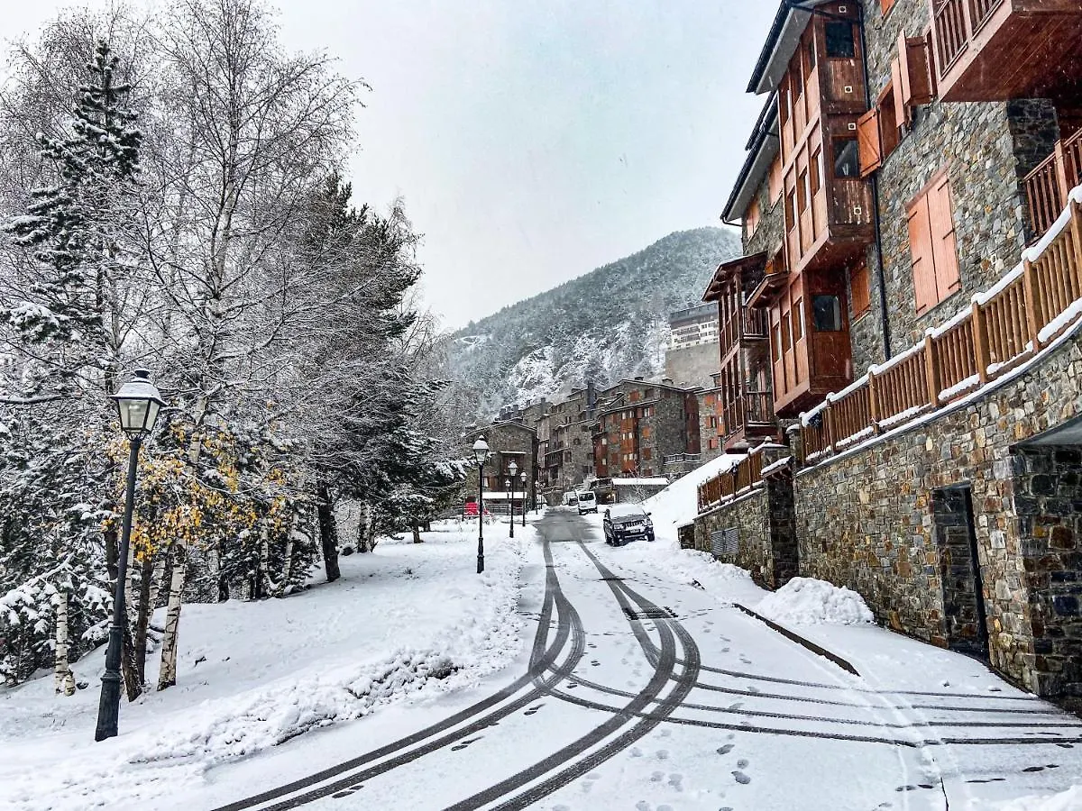 Atico De 3 Habitaciones Con Vistas Al Valle De Incles Y Balcon - 6Pax - Parking Incluido L By Bonesvacances Soldeu 0*,