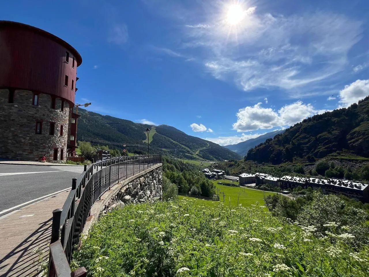 Atico De 3 Habitaciones Con Vistas Al Valle De Incles Y Balcon - 6Pax - Parking Incluido L By Bonesvacances Soldeu Andorra