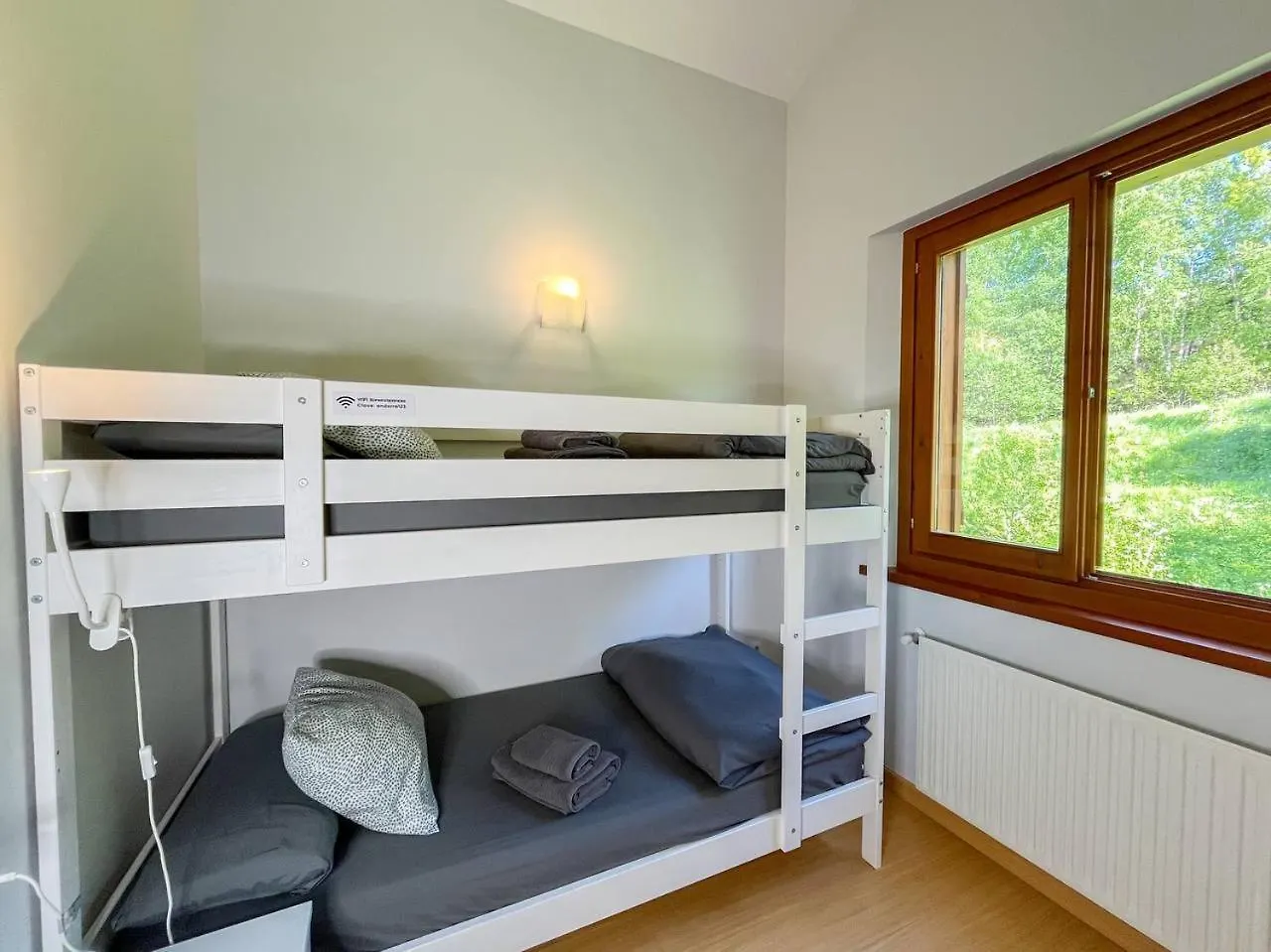 Atico De 3 Habitaciones Con Vistas Al Valle De Incles Y Balcon - 6Pax - Parking Incluido L By Bonesvacances Soldeu Apartment