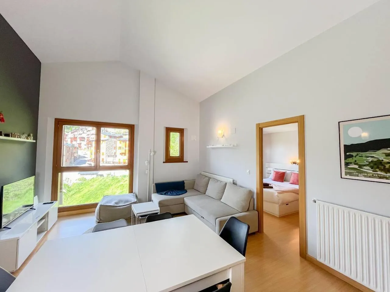 Atico De 3 Habitaciones Con Vistas Al Valle De Incles Y Balcon - 6Pax - Parking Incluido L By Bonesvacances Soldeu Apartment